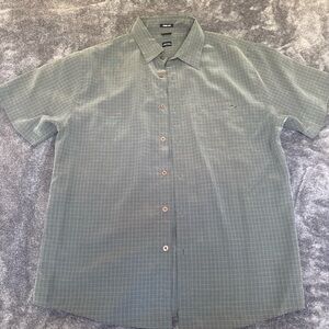 Oakley Men's Grey Short Sleeve Shirt